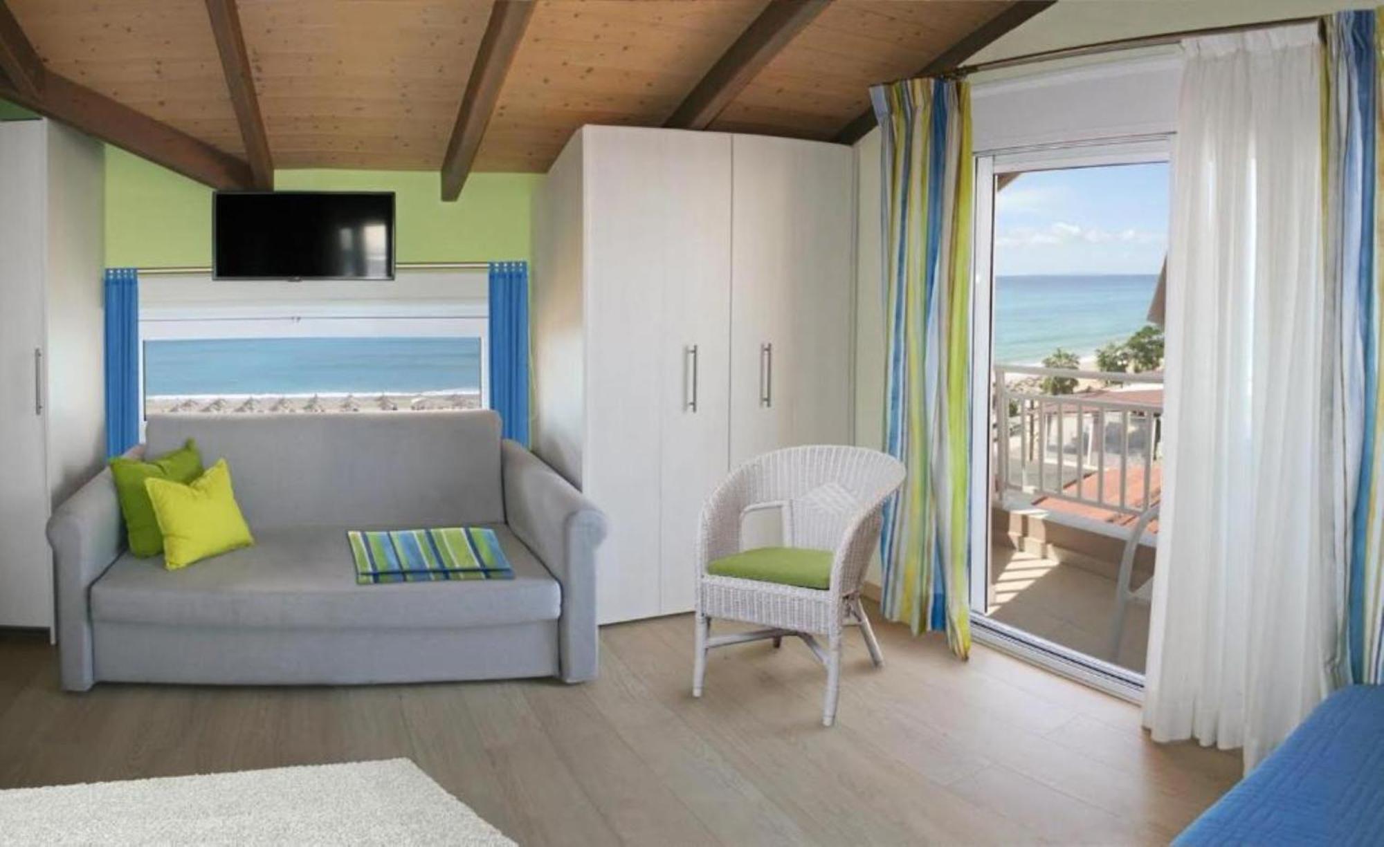Whitesands Beach Resort Paralia Vrachou Exteriér fotografie