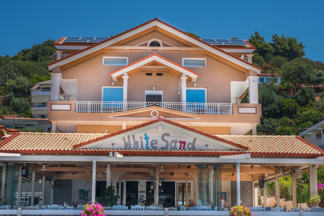 Whitesands Beach Resort Paralia Vrachou Exteriér fotografie